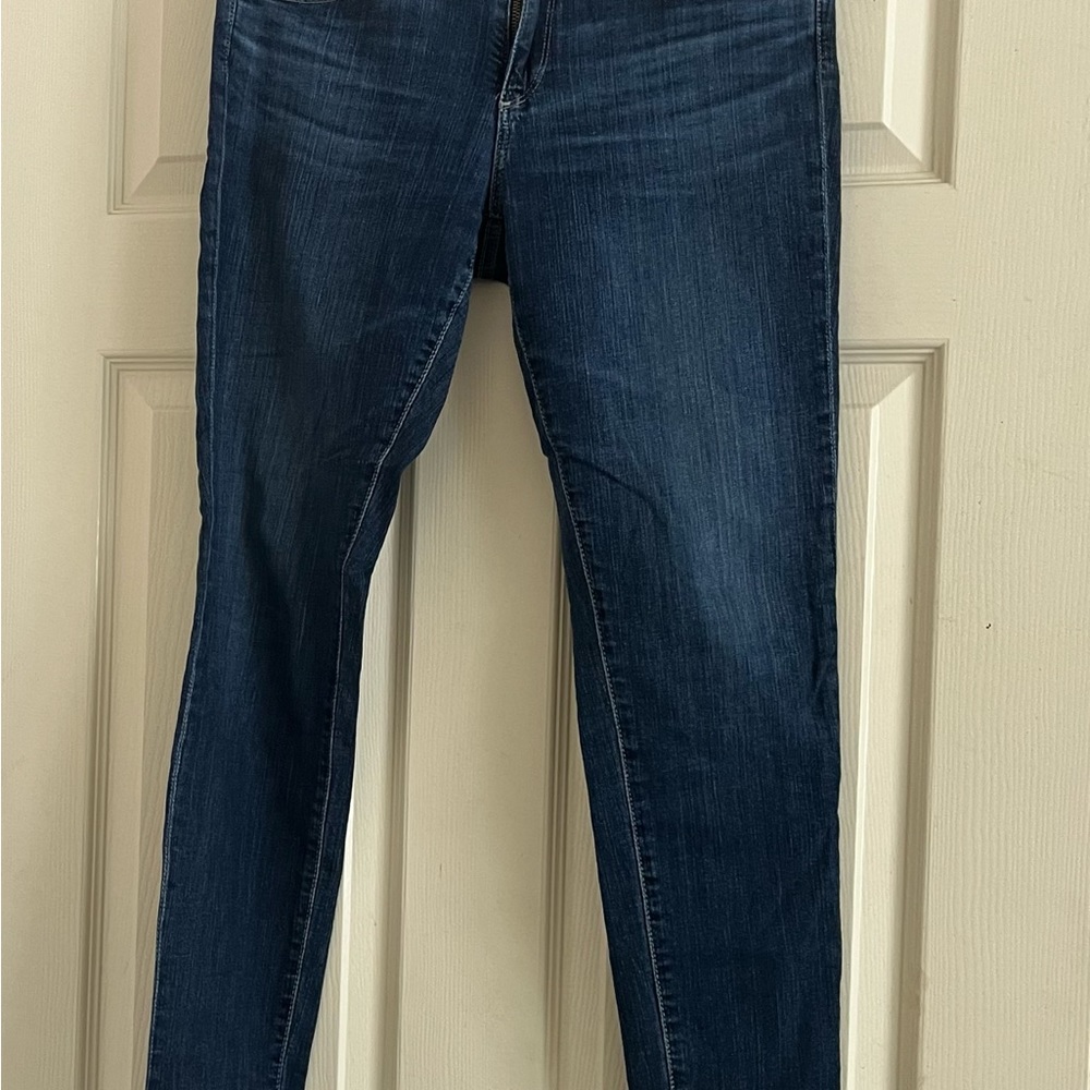 AG Jeans. The legging ankle. Size 31.